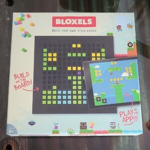 Bloxels Build Your Own Video Games Set